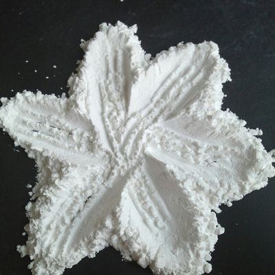 二水氯化钙粉末